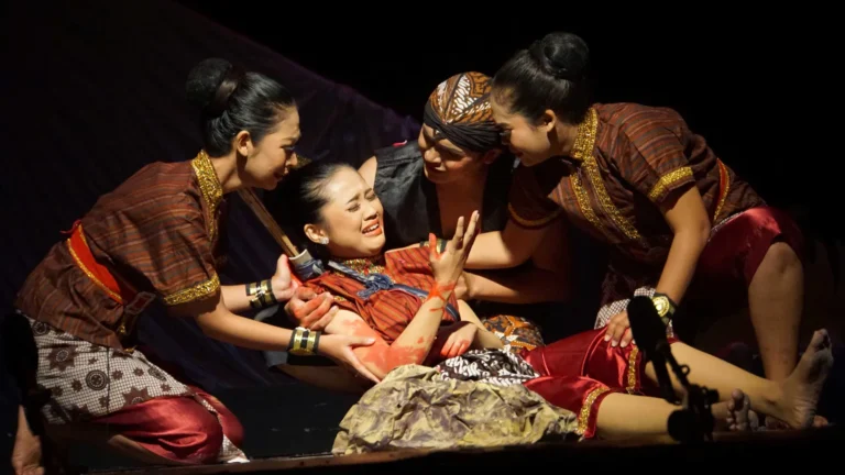 dari Komunitas Seni hingga Penelitian Akademis