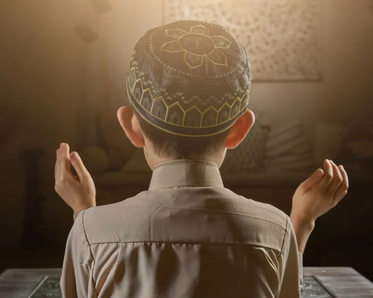 Cara Seru dan Menenangkan Menghabiskan Waktu Tahun Baru Islam Tanpa Pegang Gadget Sama Sekali