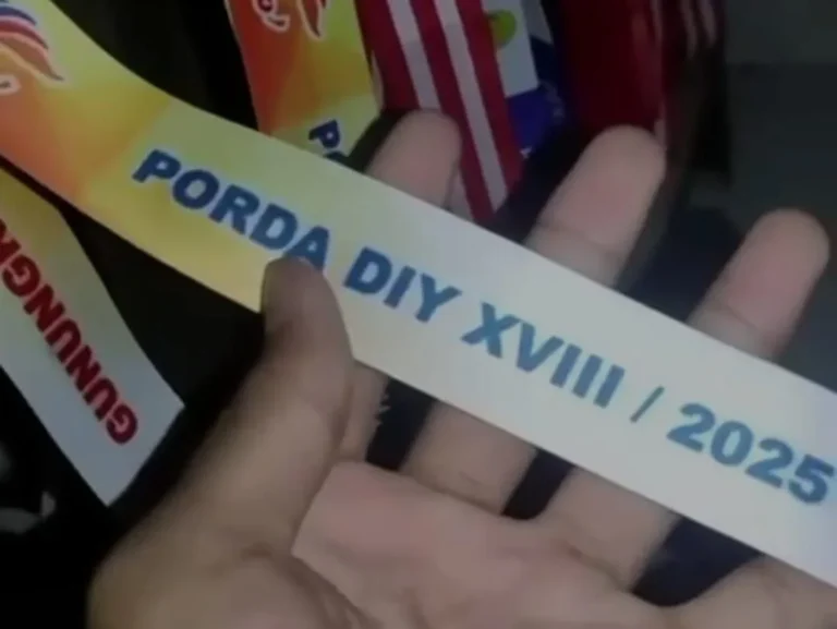 Panitia PORDA DIY XVII Minta Maaf, Lanyard Medali Salah Tulis Angka Romawi