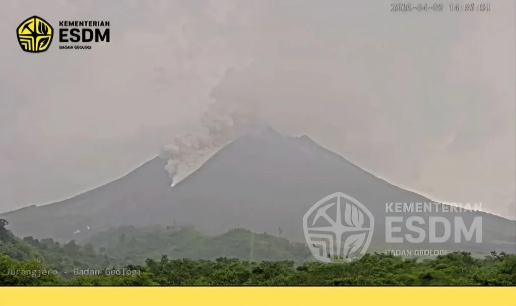 Dua Kali Awan Panas Gunung Merapi Terjadi dalam Selang Menit, Warga Diminta Waspada Penuh