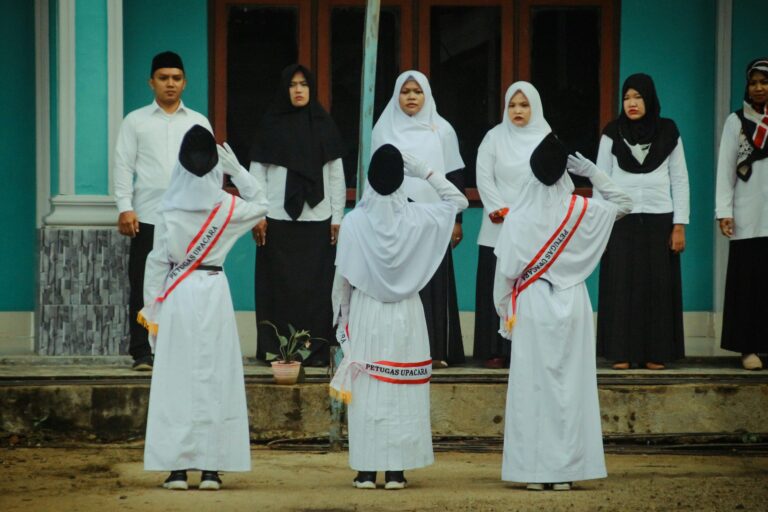 10 Contoh Teks Amanat Pembina Upacara Bendera Hari Senin Singkat, Terbaru, dan Tidak Membosankan untuk Siswa SD, SMP, SMA